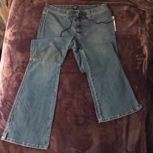 urban outfitters jeans✨ never worn tags still on ✨